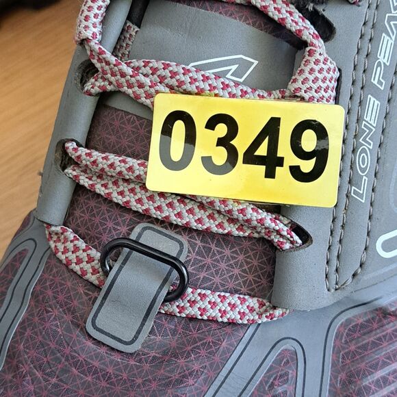 Altra Women’s 8 Lone Peak 4 Trail Running Shoes Gray Purple Hiking Sneakers - Picture 12 of 12